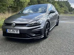 Grau Gebraucht 2019 VW Golf VII R Kleinwagen | 25.750 € (Fairer Preis)
