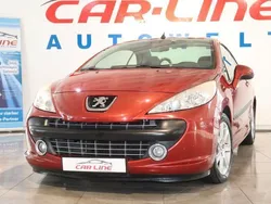 Lack asmara rot/metalliclacki Gebraucht 2007 Peugeot 207 CC Platinum Cabrio | 5.999 € (Etwas zu teuer)