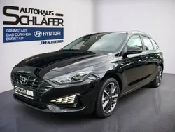 Abyss black / mic Gebraucht 2024 Hyundai i30 Trend Kombi | 23.480 € (Fairer Preis)