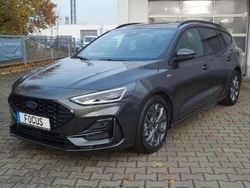 Magneticgrau (metallic) Gebraucht 2024 Ford Focus ST-Line Kombi | 25.980 € (Fairer Preis)
