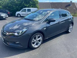 Grau Gebraucht 2016 Opel Astra Innovation Kombi | 13.450 € (Etwas zu teuer)