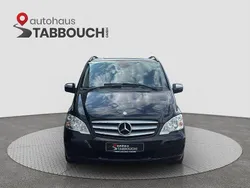 Schwarz Gebraucht 2014 Mercedes Viano Van / Kleinbus | 19.999 €