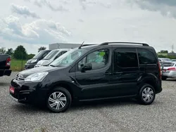 Schwarz Gebraucht 2016 Citroën Berlingo XTR Van / Kleinbus | 9.990 € (Fairer Preis)