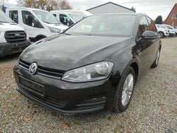 Schwarz Gebraucht 2015 VW Golf VII Comfortline Limousine | 9.900 € (Superpreis)