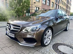 Braun Gebraucht 2015 Mercedes E220 AMG Limousine | 18.500 € (Fairer Preis)