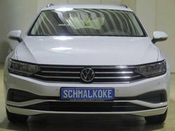 Glacier white (metallic) Gebraucht 2022 VW Passat Conceptline Kombi | 20.500 € (Superpreis)