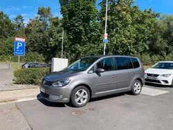 Grau Gebraucht 2012 VW Touran Comfortline Van / Kleinbus | 7.500 € (Fairer Preis)