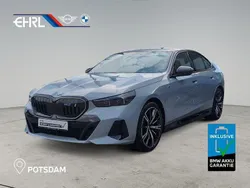 Grau Gebraucht 2024 BMW i5 M Sport Limousine | 65.990 € (Superpreis)
