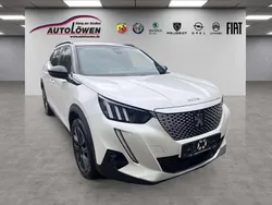 Weiß Gebraucht 2021 Peugeot e-2008 SUV | 19.450 € (Fairer Preis)