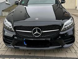 Schwarz Gebraucht 2020 Mercedes E300 AMG line Limousine | 29.999 € (Etwas zu teuer)