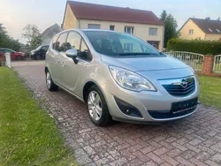 Silber Gebraucht 2011 Opel Meriva S Van / Kleinbus | 4.900 € (Fairer Preis)