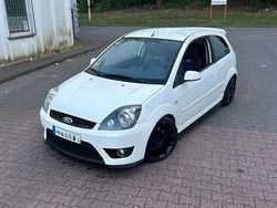 Weiß Gebraucht 2006 Ford Fiesta ST Coupé | 5.000 € (Teuer)