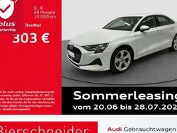 Weiß Gebraucht 2024 Audi A3 Sportback Advanced Limousine | 32.950 € (Superpreis)