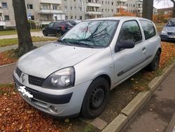 Silber Gebraucht 2003 Renault Clio II Kleinwagen | 1.000 €