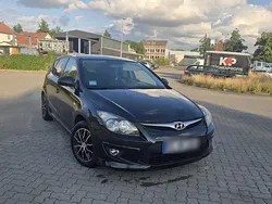 Schwarz Gebraucht 2011 Hyundai i30 Kleinwagen | 2.499 € (Guter Preis)