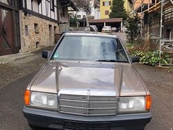 Braun Gebraucht 1988 Mercedes 190 Limousine | 7.000 €