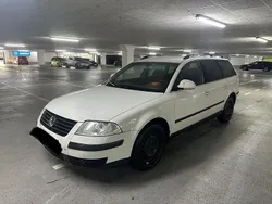 Weiß Gebraucht 2004 VW Passat Kombi | 650 € (Superpreis)