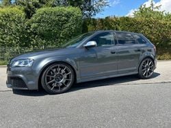 Grau Gebraucht 2012 Audi RS3 Sportback Comfort Kleinwagen | 28.999 € (Fairer Preis)