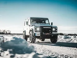 Silber Gebraucht 2010 Land Rover Defender SE SUV | 34.900 € (Fairer Preis)