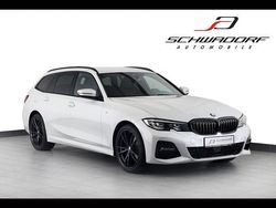 Mineralweiss metallic Gebraucht 2022 BMW 320 M Sport Kombi | 34.350 € (Etwas zu teuer)