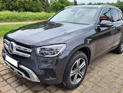 Grau Gebraucht 2021 Mercedes GLC200 SUV | 37.900 € (Guter Preis)