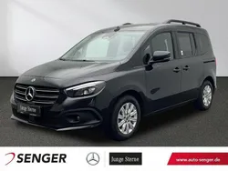 Schwarz Gebraucht 2024 Mercedes T180 Progressive Van / Kleinbus | 31.450 € (Etwas zu teuer)