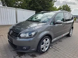 Grau Gebraucht 2013 VW Touran Life Van / Kleinbus | 8.299 € (Guter Preis)