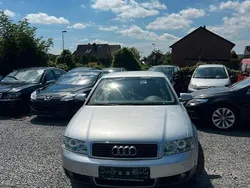 Silber Gebraucht 2001 Audi A4 Limousine | 2.100 € (Fairer Preis)