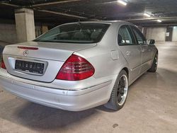 Silber Gebraucht 2002 Mercedes E320 Elegance Limousine | 3.990 € (Superpreis)