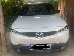Grau Gebraucht 2021 Mazda MX30 SUV | 14.490 € (Guter Preis)
