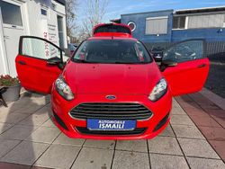 Racerot Gebraucht 2016 Ford Fiesta Ambiente Kleinwagen | 4.555 €