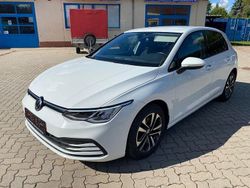 Weiß Gebraucht 2021 VW Golf VIII Limousine | 16.990 € (Superpreis)