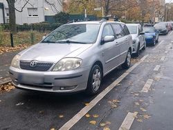 Grau Gebraucht 2004 Toyota Corolla Kombi | 3.500 € (Fairer Preis)