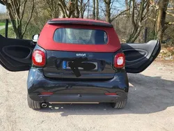 Schwarz Gebraucht 2019 Smart ForTwo Cabrio Passion Cabrio | 18.900 € (Etwas zu teuer)