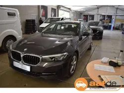 Grau Gebraucht 2022 BMW 520 Kombi | 34.950 € (Fairer Preis)