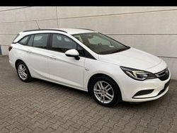 Schwarz Gebraucht 2019 Opel Astra Business Kombi | 7.950 € (Guter Preis)