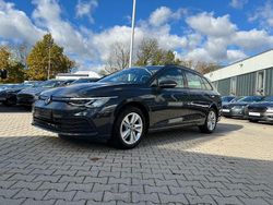 Uranograu Gebraucht 2021 VW Golf VIII Life Kombi | 19.990 € (Fairer Preis)