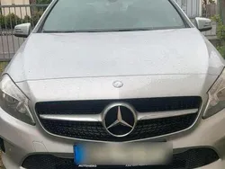 Silber Gebraucht 2016 Mercedes A180 Limousine | 16.499 € (Fairer Preis)