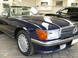 Blau Gebraucht 1989 Mercedes SL300 Cabrio | 52.900 €