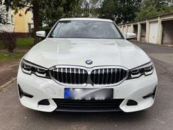 Weiß Gebraucht 2019 BMW 320 Gran Turismo Luxury Line Limousine | 28.000 €