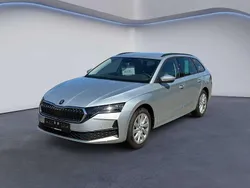 Silber Gebraucht 2024 Skoda Octavia Selection Kombi | 24.480 € (Superpreis)