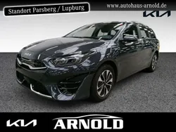 Grau (pentametal met.) Gebraucht 2024 Kia Ceed Sportswagon Spirit Kombi | 23.750 € (Superpreis)