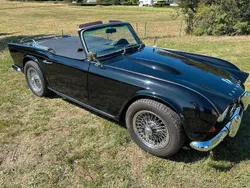 Schwarz Gebraucht 1965 Triumph TR4 Cabrio | 24.900 €