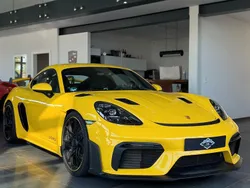 Gelb Gebraucht 2024 Porsche 718 Cayman GT4 Chrono Coupé | 154.900 €
