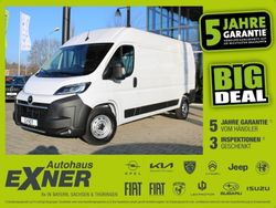 Cassablanca weiss Gebraucht 2024 Opel Movano Van | 24.990 €