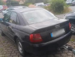 Gebraucht 2000 Audi A4 Limousine | 650 € (Guter Preis)