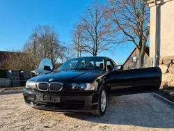 Schwarz Gebraucht 2001 BMW 318 Coupé | 2.500 € (Guter Preis)