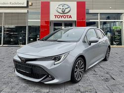 Cement grey Gebraucht 2021 Toyota Corolla Team Limousine | 17.990 € (Fairer Preis)