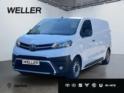 Weiss Gebraucht 2022 Toyota Proace Van | 17.980 € (Fairer Preis)