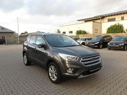 Grau Gebraucht 2019 Ford Kuga Titanium SUV | 13.900 € (Guter Preis)